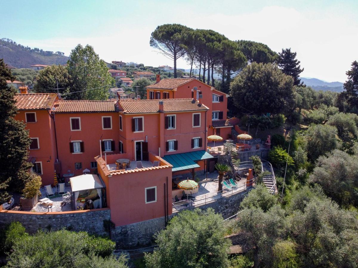 Casale Belvedere "Il Melograno" Massarosa Extérieur photo